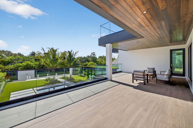 119 N Gordon Rd, Fort Lauderdale, FL 33301