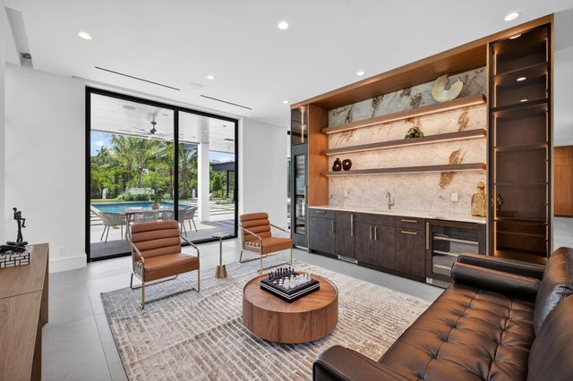 119 N Gordon Rd, Fort Lauderdale, FL 33301