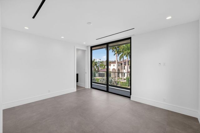 119 N Gordon Rd, Fort Lauderdale, FL 33301