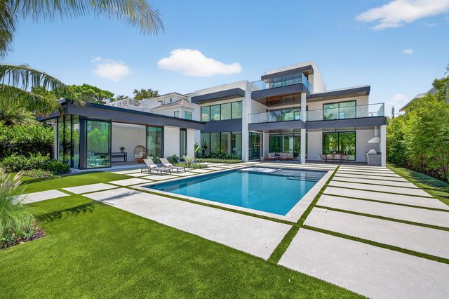 119 N Gordon Rd, Fort Lauderdale, FL 33301