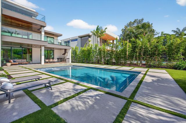 119 N Gordon Rd, Fort Lauderdale, FL 33301