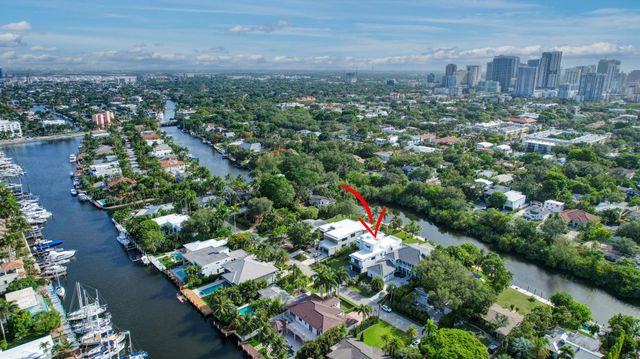 119 N Gordon Rd, Fort Lauderdale, FL 33301