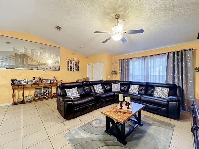 3438 BRETWOOD DRIVE, Orlando, FL 32808