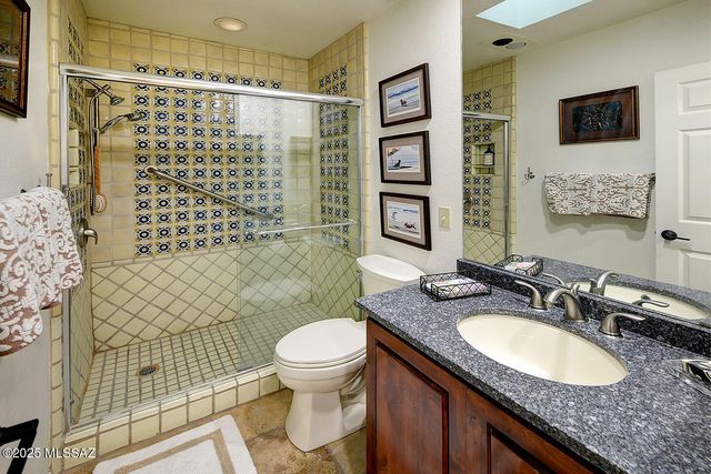 6513 N Green Briar Drive, Tucson, AZ 85718
