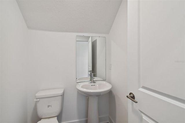 1530 W RIVER SHORE WAY, Tampa, FL 33603