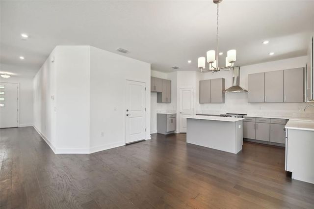 1530 W RIVER SHORE WAY, Tampa, FL 33603