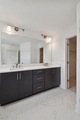 1530 W RIVER SHORE WAY, Tampa, FL 33603