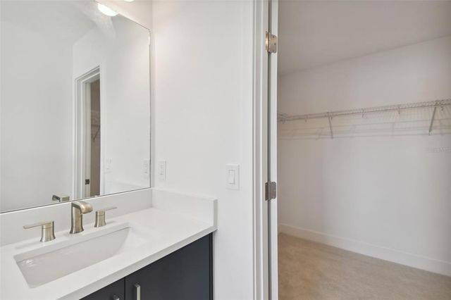 1530 W RIVER SHORE WAY, Tampa, FL 33603