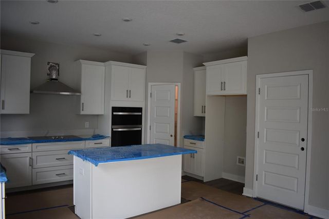 1530 W RIVER SHORE WAY, Tampa, FL 33603