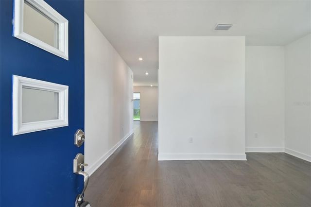 1530 W RIVER SHORE WAY, Tampa, FL 33603