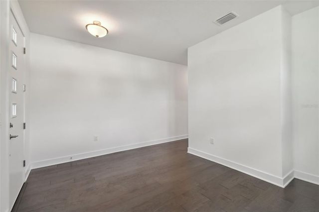 1530 W RIVER SHORE WAY, Tampa, FL 33603