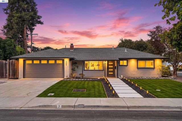 1664 Los Padres Blvd, Santa Clara, CA 95050