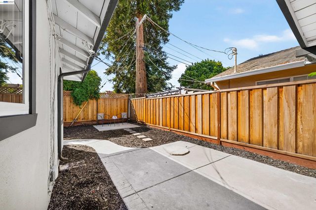 1664 Los Padres Blvd, Santa Clara, CA 95050