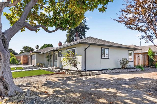 1664 Los Padres Blvd, Santa Clara, CA 95050