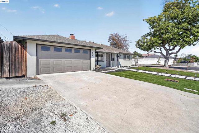 1664 Los Padres Blvd, Santa Clara, CA 95050