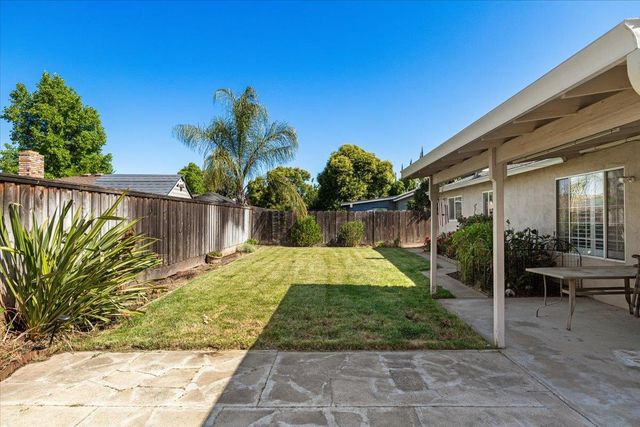1829 Vallejo Dr, Modesto, CA 95355