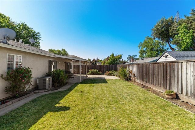 1829 Vallejo Dr, Modesto, CA 95355