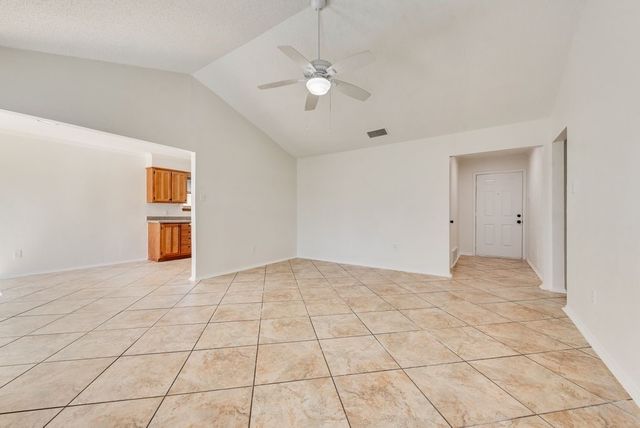 1532 Augusta Road, Benbrook, TX 76126