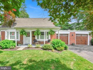 1657 WILSON AVE, Lancaster, PA 17603