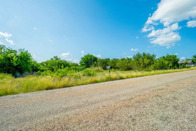 3414 Woodlake Drive, Granbury, TX 76048