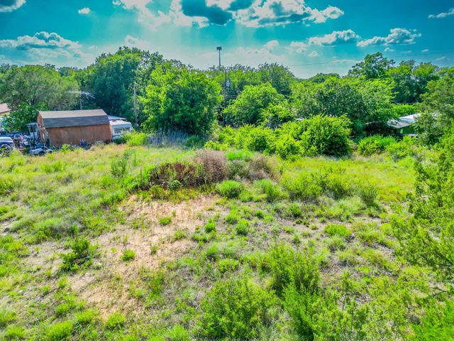 3414 Woodlake Drive, Granbury, TX 76048