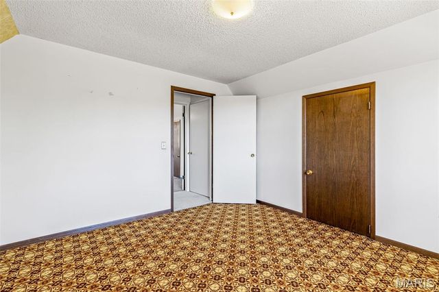 4453 Drury Rd, Bloomsdale, MO 63627