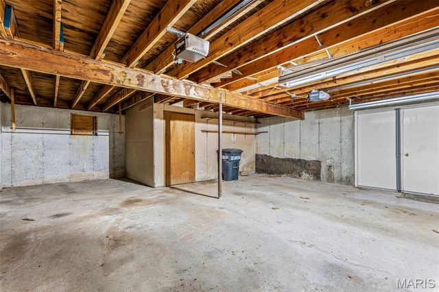 4453 Drury Rd, Bloomsdale, MO 63627