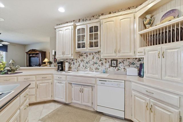 3233 Shady Glen Street, Springfield, MO 65804