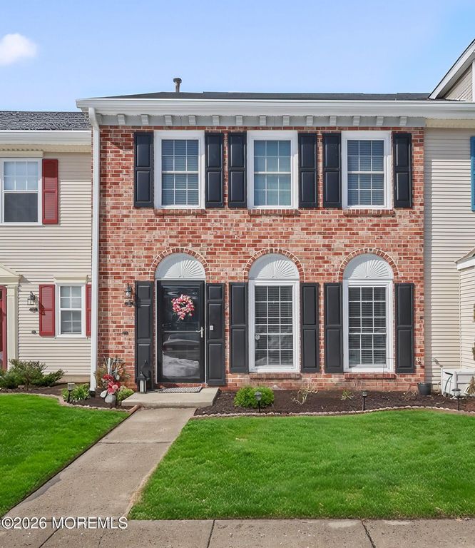 12 Secretariat Court, Tinton Falls, NJ 07724