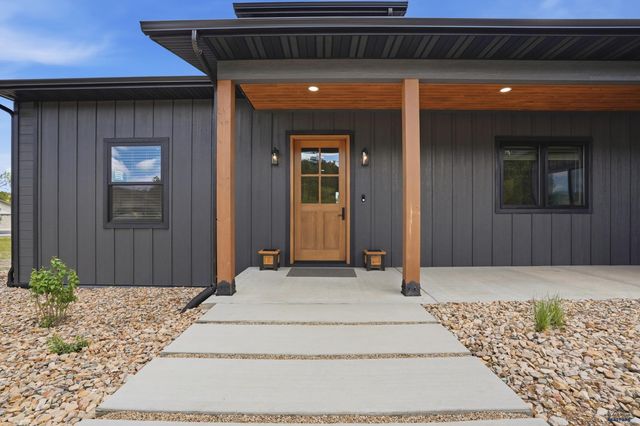 20208 FROG POND CT, Whitewood, SD 57793