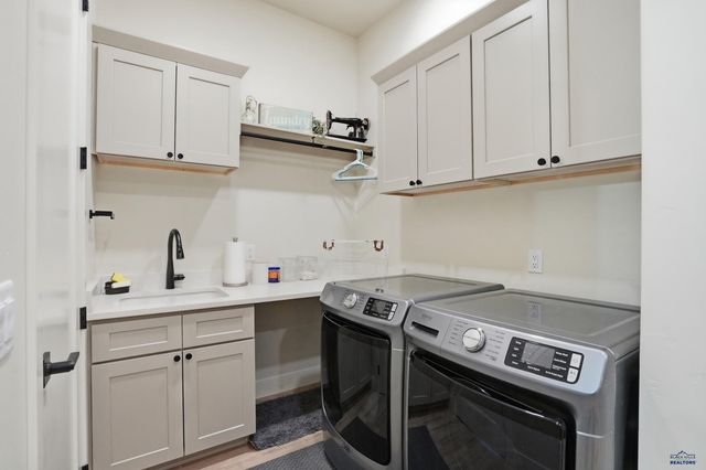 20208 FROG POND CT, Whitewood, SD 57793
