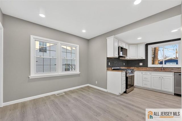 28 Madison Avenue, Avenel, NJ 07001