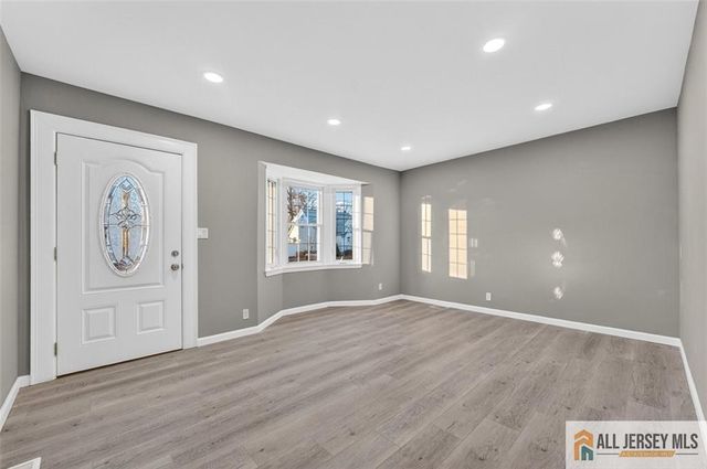 28 Madison Avenue, Avenel, NJ 07001