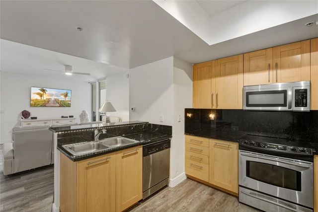 511 SE 5th Avenue 2119, Fort Lauderdale, FL 33301