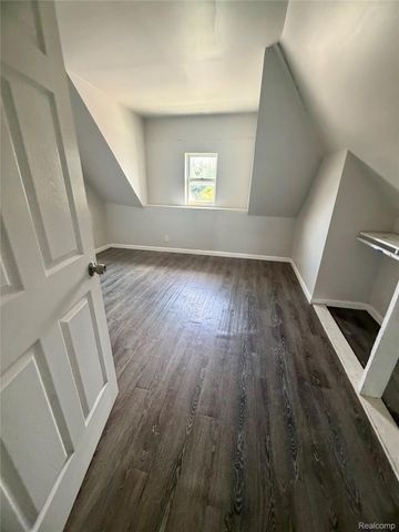 4951 Cecil Street, Detroit, MI 48210