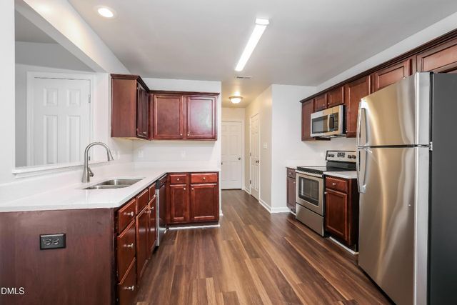 195 Cherryhill Drive, Four Oaks, NC 27524