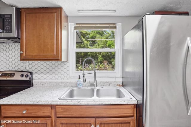 804 Rosalia Drive, Sanford, FL 32771