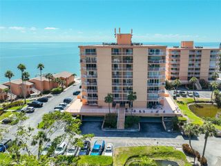 7430 SUNSHINE SKYWAY LANE S 403, St Petersburg, FL 33711