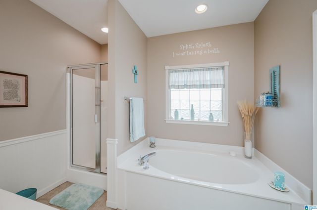 1359 MOUNTAIN LANE, Gardendale, AL 35071