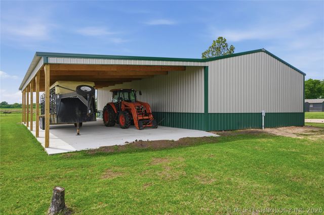 12785 N 280 Road, Okmulgee, OK 74447