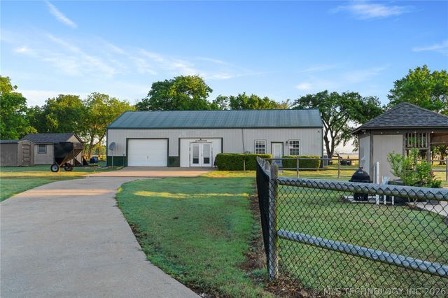 12785 N 280 Road, Okmulgee, OK 74447