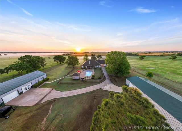 12785 N 280 Road, Okmulgee, OK 74447