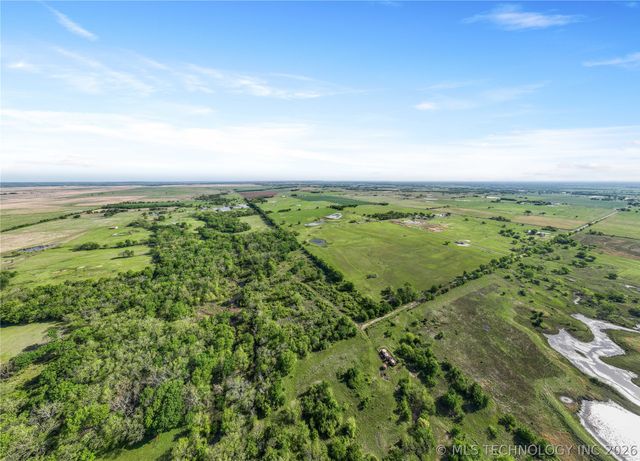12785 N 280 Road, Okmulgee, OK 74447