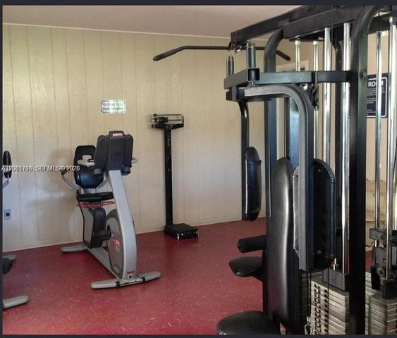 7705 SW 86th St B-211, Miami, FL 33143