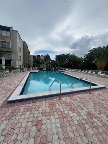 7705 SW 86th St B-211, Miami, FL 33143