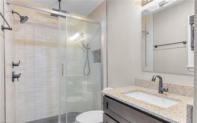 808 Sussex CT, Virginia Beach, VA 23464