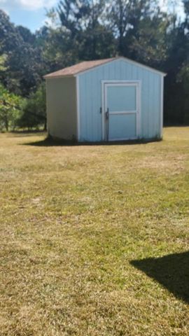 45 Ladner Dr., Lumberton, MS 39455