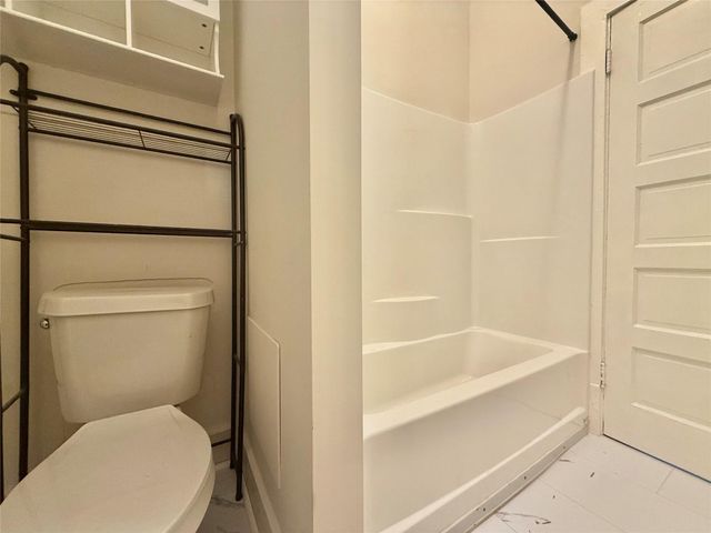 1427 Church Street 2, Galveston, TX 77550