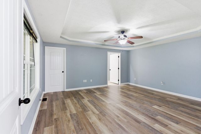 1025 Lanas Lane, Lawrenceburg, KY 40342