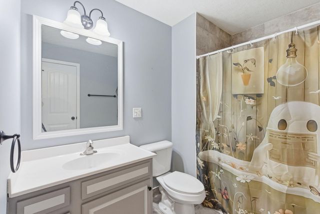 1025 Lanas Lane, Lawrenceburg, KY 40342